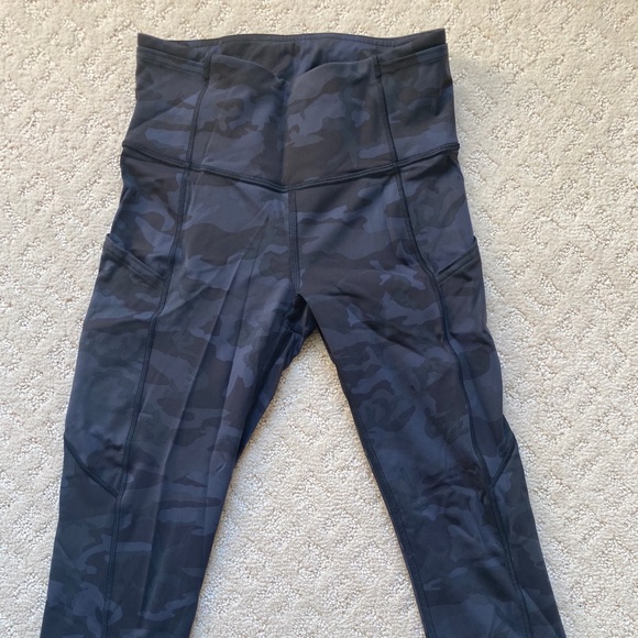 Lululemon leggings - Picture 2 of 6